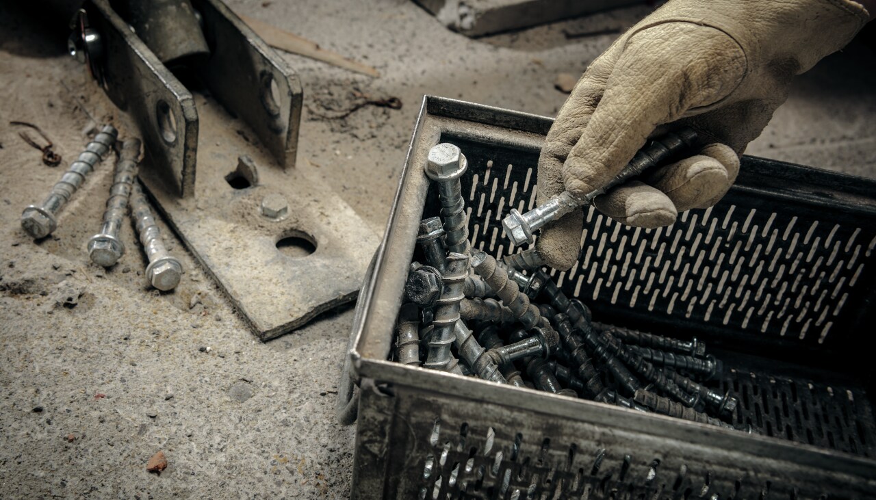 Škatule s HUS skrutkami