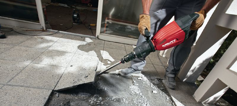 TE-S TI Sekáče na obklad Samoostriace sekáče na obklad TE-S na oškrabávanie povrchových materiálov Použitie 1