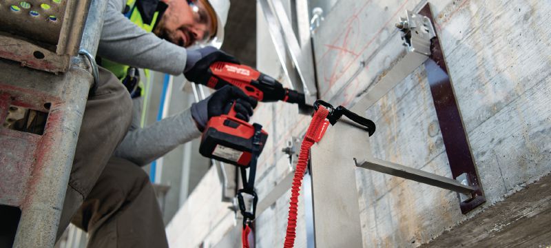 Tool tether 15lb (6.8kg)  Použitie 1