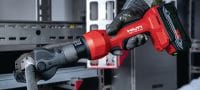 Akumulátorové nožnice NCT 25 S-22 na kotviace laná ACSR a ťažné laná Akumulátorové hydraulické čeľusťové nožnice na kotviace laná ACSR a ťažné laná (platforma akumulátora Nuron) Použitie 2