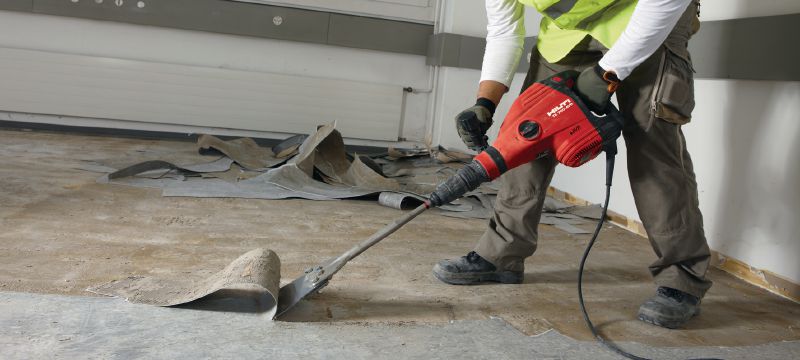 TE-Y FS podlahové špachtľové sekáče Mimoriadne ostré špachtľové sekáče SDS Max (TE-Y) na odstránenie podlahových krytín a náterov pomocou búracích nástrojov Použitie 1