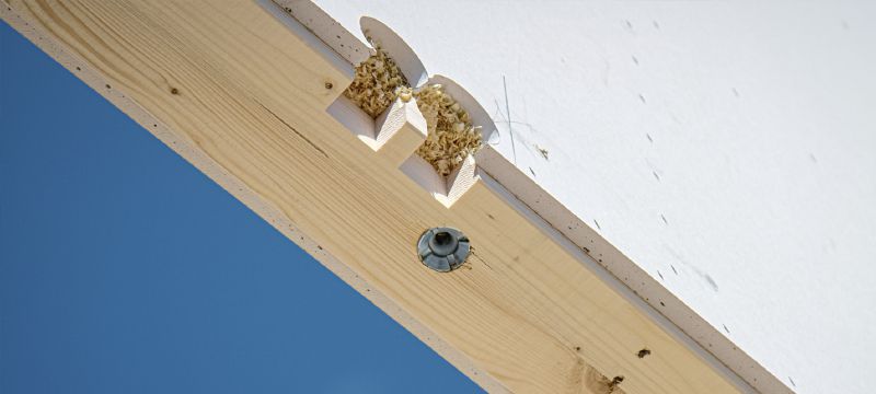 HCW Spojky do dreva Rýchlejší a efektívnejší systém spojok do dreva na montáž prefabrikovaných drevených konštrukcií Použitie 1