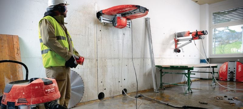 Kotúč stenovej píly SPX LCS Equidist – Silent (60H: na náradie Hilti a Husqvarna®) Jedinečný kotúč stenovej píly (5 – 10 kW) vyznačujúci sa vysokou rýchlosťou rezania, dlhšou životnosťou a menšou hlučnosťou (hriadeľ 60H vhodný pre stenové píly Hilti a Husqvarna®) Použitie 1