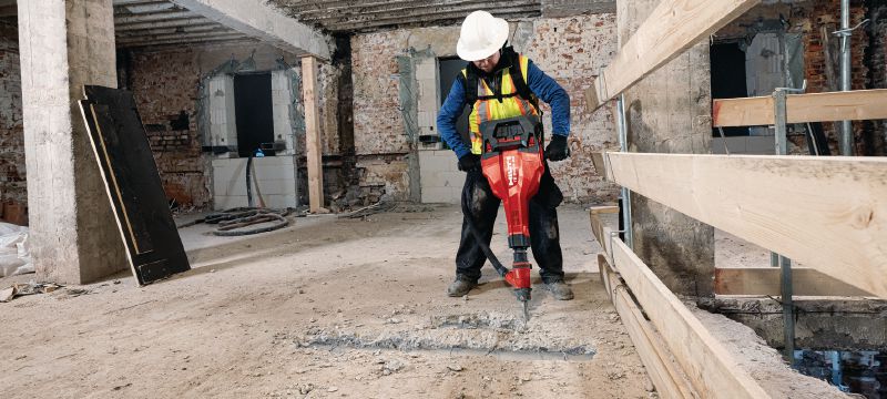 TE 2000-22 TE-S akumulátorové búracie kladivo Výkonné a ľahké akumulátorové vŕtacie kladivo na búranie betónu a ďalšie demolačné práce (platforma akumulátora Nuron) Použitie 1