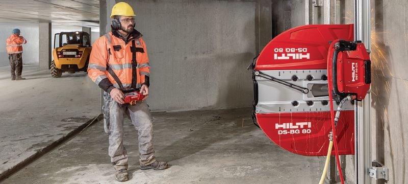 Kotúč stenovej píly SPX MCS Equidist (60H: na náradie Hilti a Husqvarna®) Jedinečný kotúč stenovej píly (15 kW) pre vysokú rýchlosť a dlhú životnosť v železobetóne (hriadeľ 60H) Použitie 1