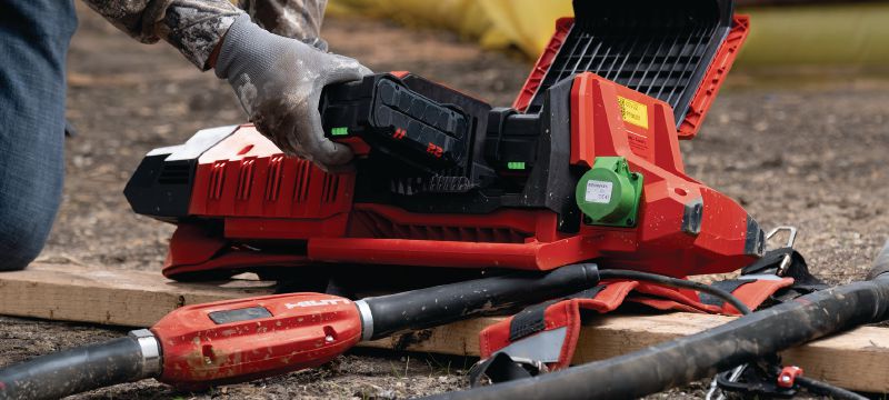 Nadstavce na vibrovanie betónu NCV Ponorný vibrátor na betón na použitie s akumulátorovými vibrátormi na betón Hilti NCV 10-22 (akumulátorová platforma Nuron) Použitie 1