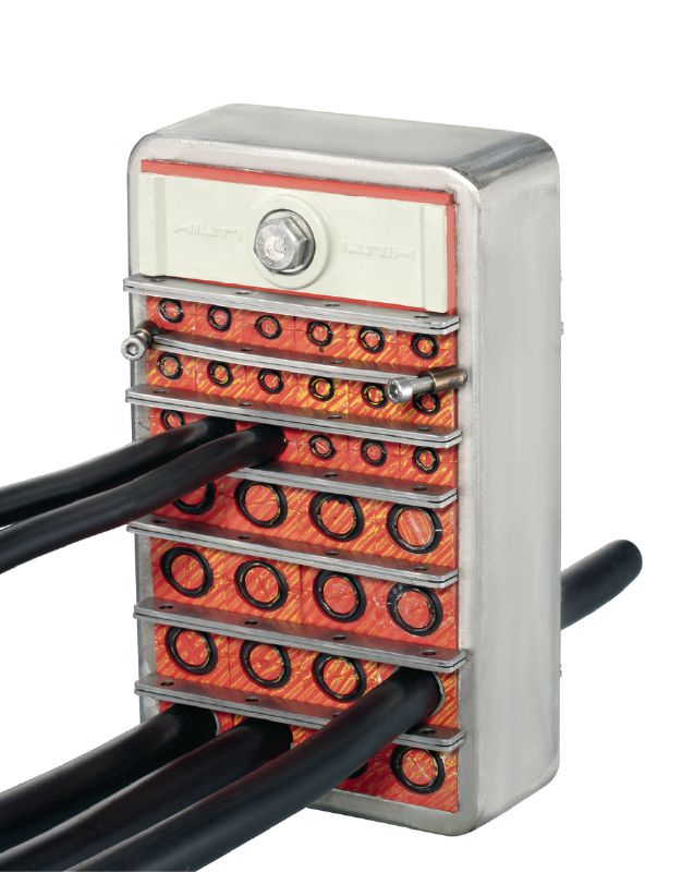 CFS-T EMC Káblové moduly Moduly s vlastnosťami ochrany proti elektromagnetickému pôsobeniu na utesnenie káblov/potrubí v tlakových prestupoch Použitie 1