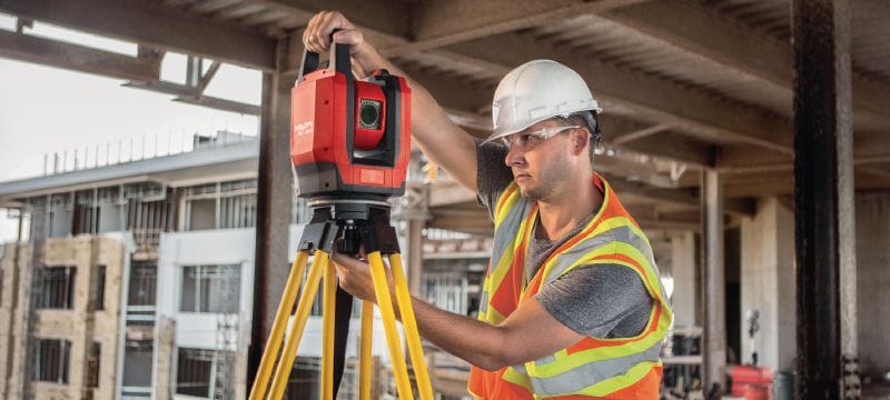 PLT 300 DIGITÁLNY VYMERIAVACÍ PRÍSTROJ Automatizovaný stavebný vymeriavací prístroj urýchli zameriavacie práce na stavbách vďaka digitálnym postupom a BIM Použitie 1